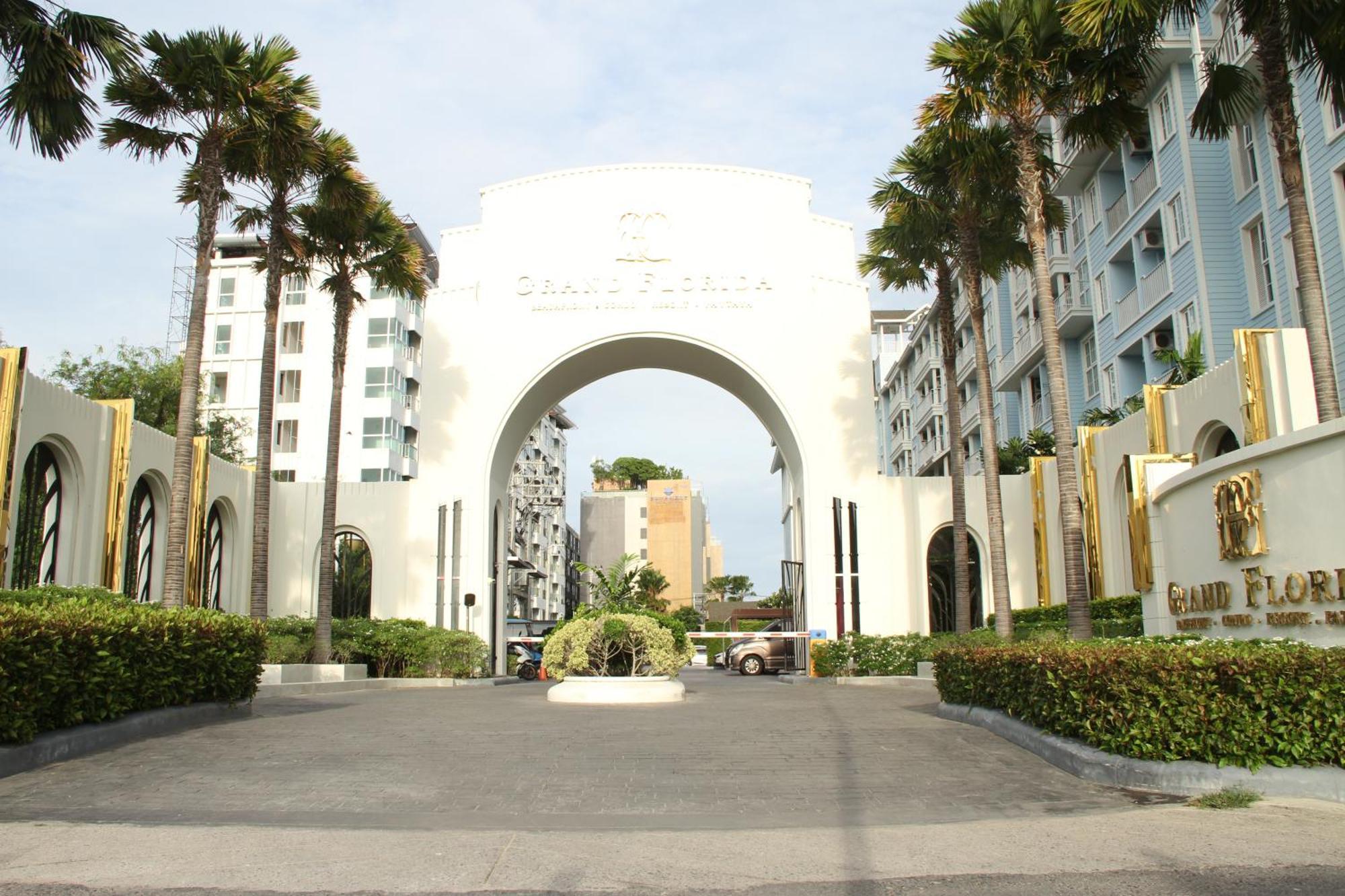 Grand Florida芭提雅带免费游泳池温泉和健身房和办公区水上花园公寓e208 Na Chom Thian Dış mekan fotoğraf